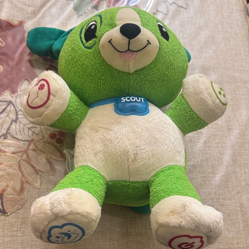 LeapFrog Scout Plush Toy - Green and Cream